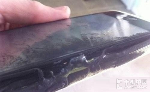 几招解决iPhone手机发烫方法 手机电池被烧坏